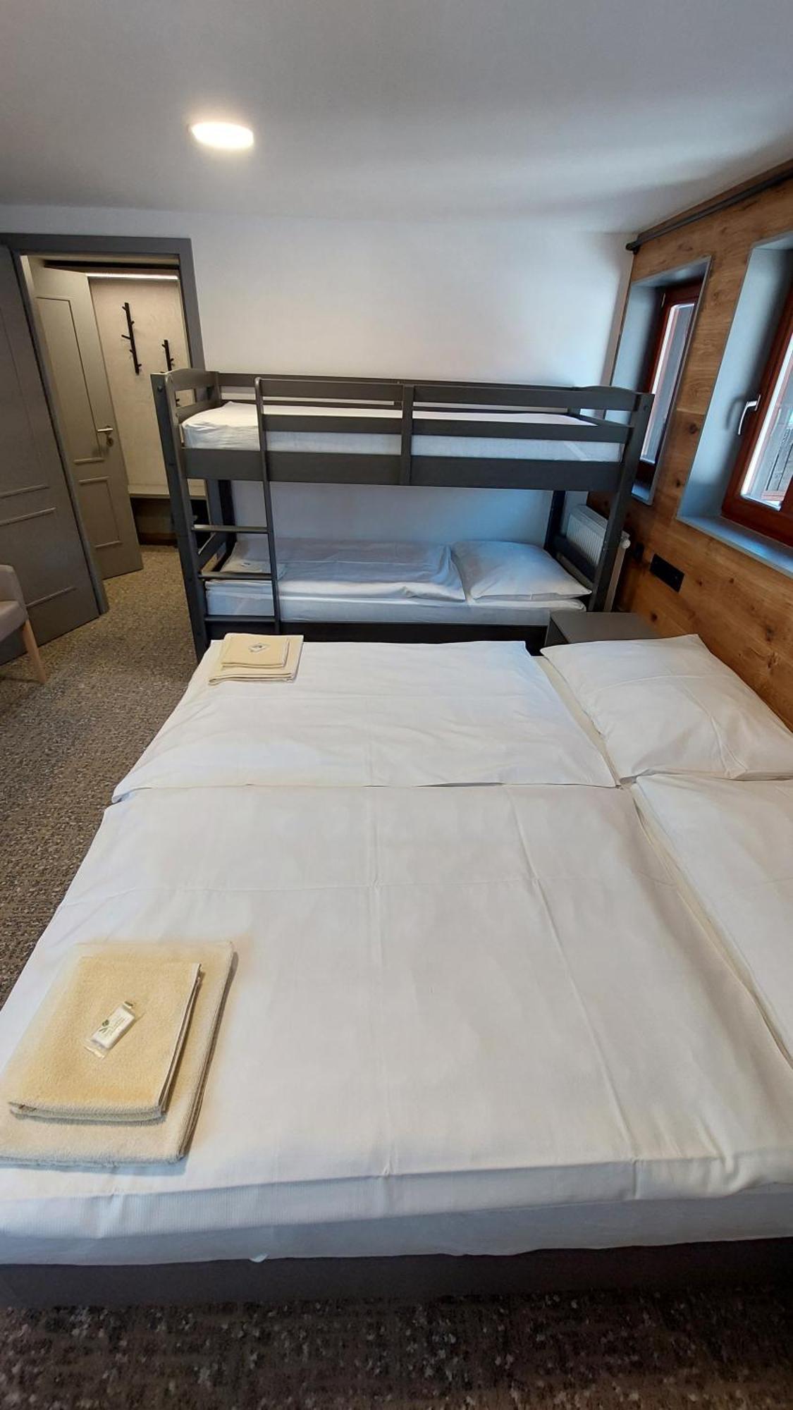 Hotel Bouda Jana Pec pod Sněžkou Kültér fotó